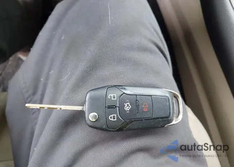 2013 Ford Fusion Se z USA, uszkodzony, nr VIN 3FA6P0HR4DR135180